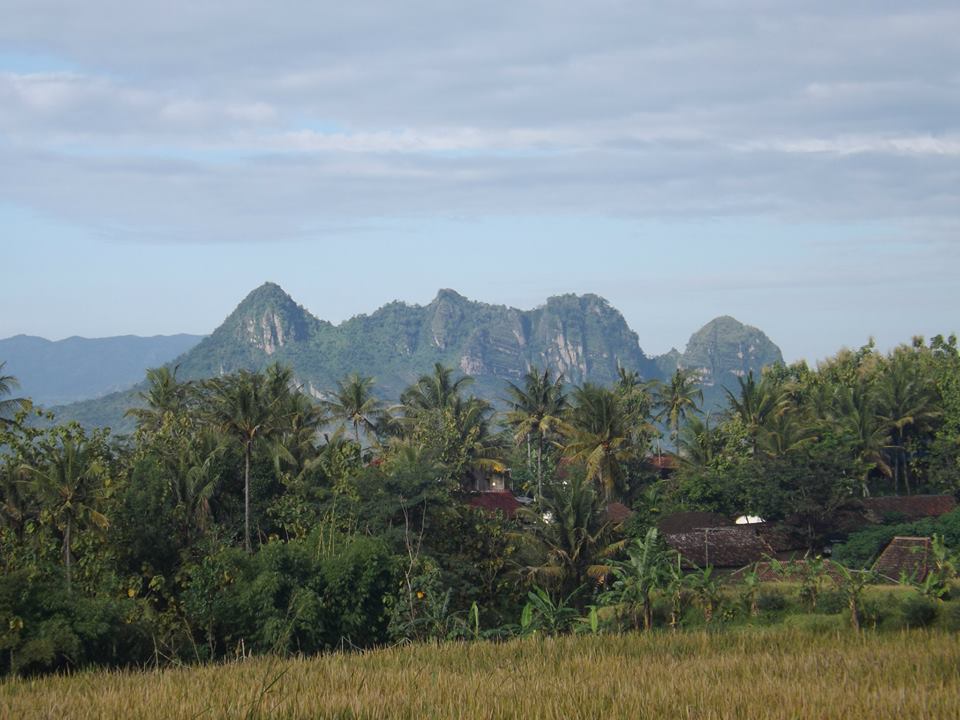 Mas Pamuji Online: Gunung dan Bukit di Ponorogo