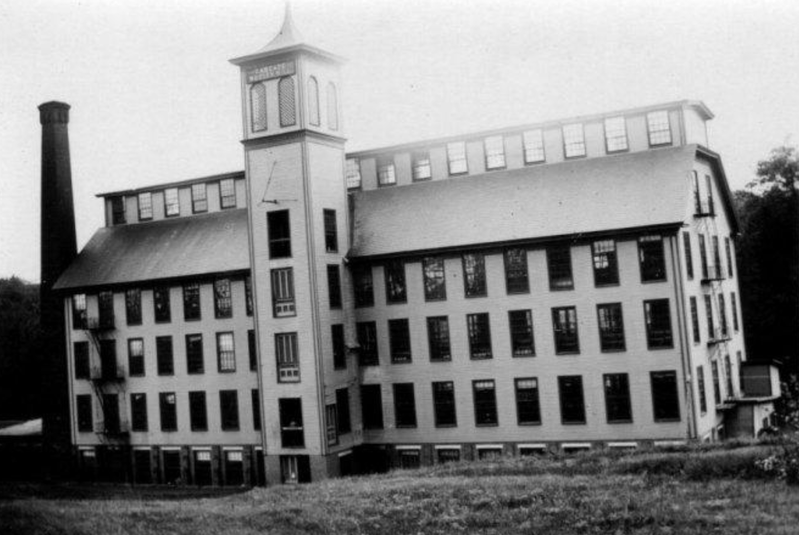 Exploring the Abandoned Cascade Woolen Mill in Oakland, Maine