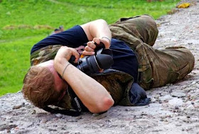 اوضاع غريبة للمصورين خلال التقاط الصور!