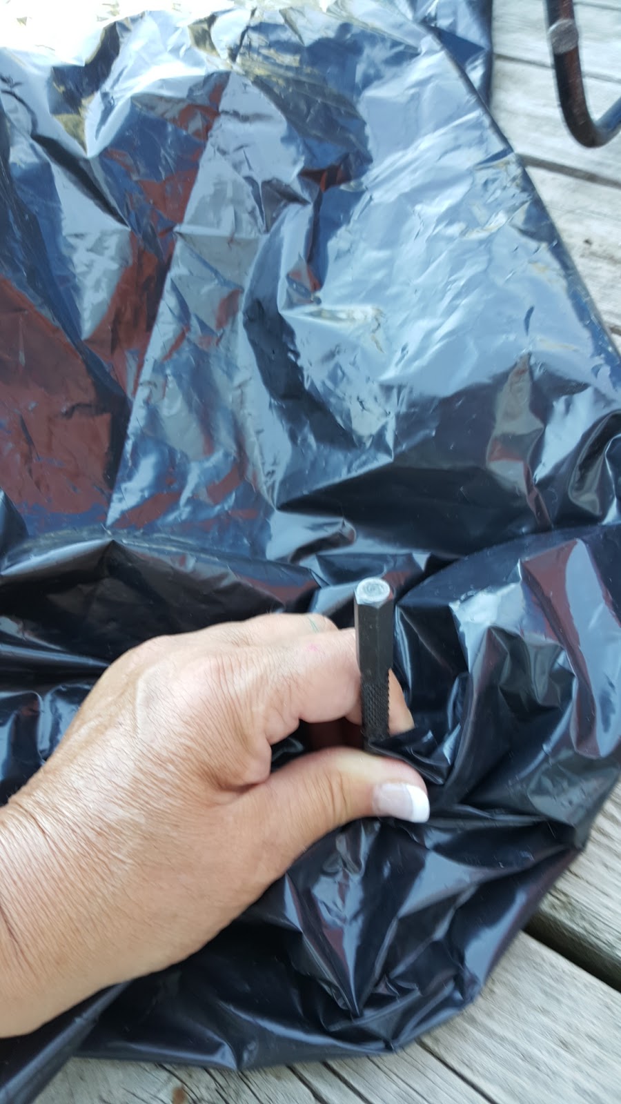 How to break Tempered Glass