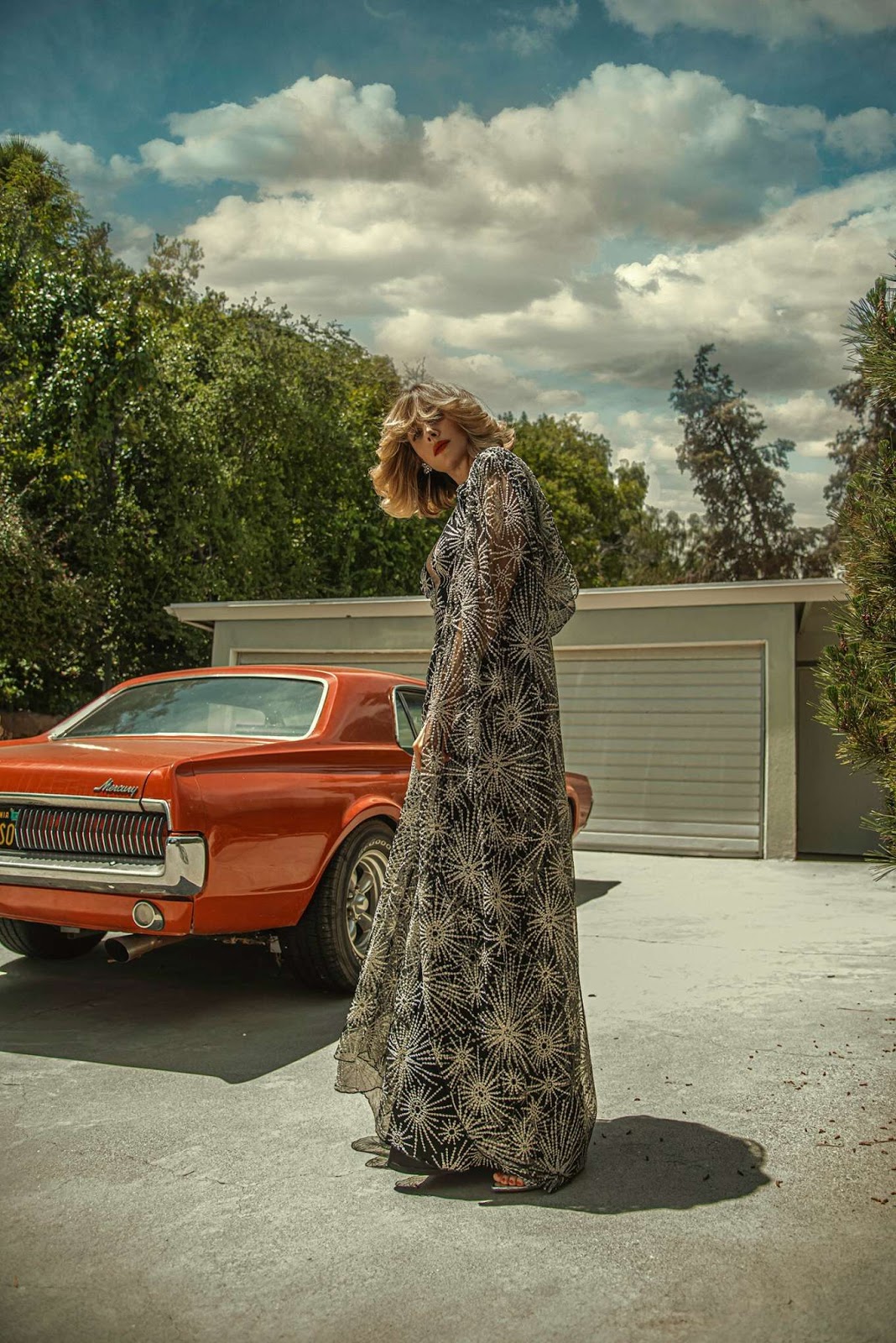eyval.net : Alison Brie - LadyGunn Magazine, August/September 2019