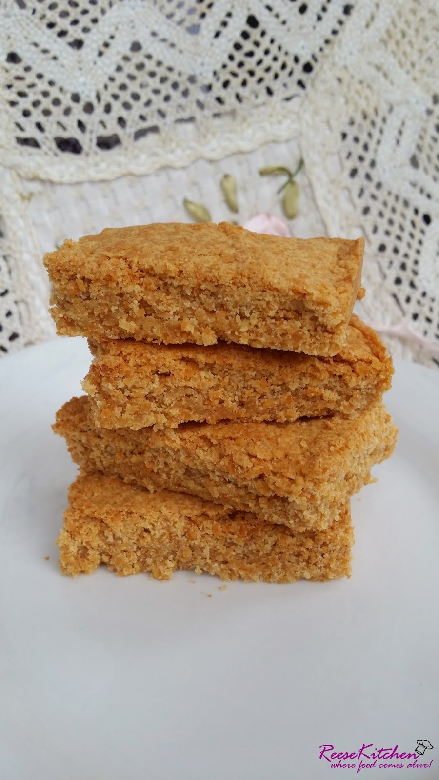 ReeseKitchen Nestum Cereal Cookie Bars