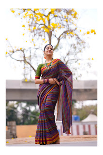 Telugu Actress Anasuya Bharadwaj Beautiful in Saree Pics Telugu Actress Anasuya Bharadwaj Beautiful in Saree Pics