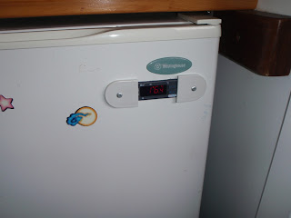 Building our beach house: New improved temp controlled fridge