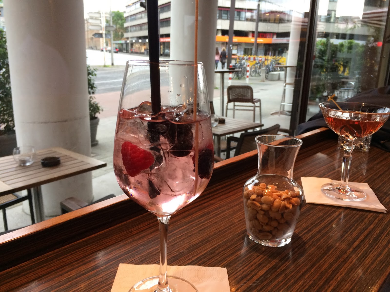 neulich-in-der-mini-bar-hannover-tip-mit-cocktail-rezepten