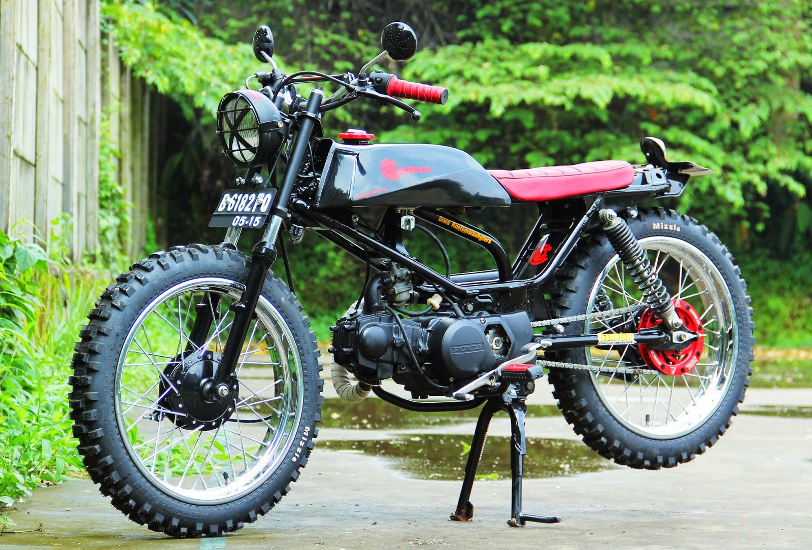 Koleksi Modifikasi Motor Klasik Honda Cb Terlengkap Pojok Otomania Koleksi Modifikasi Motor Klasik Honda Cb Terlengkap Pojok Otomania