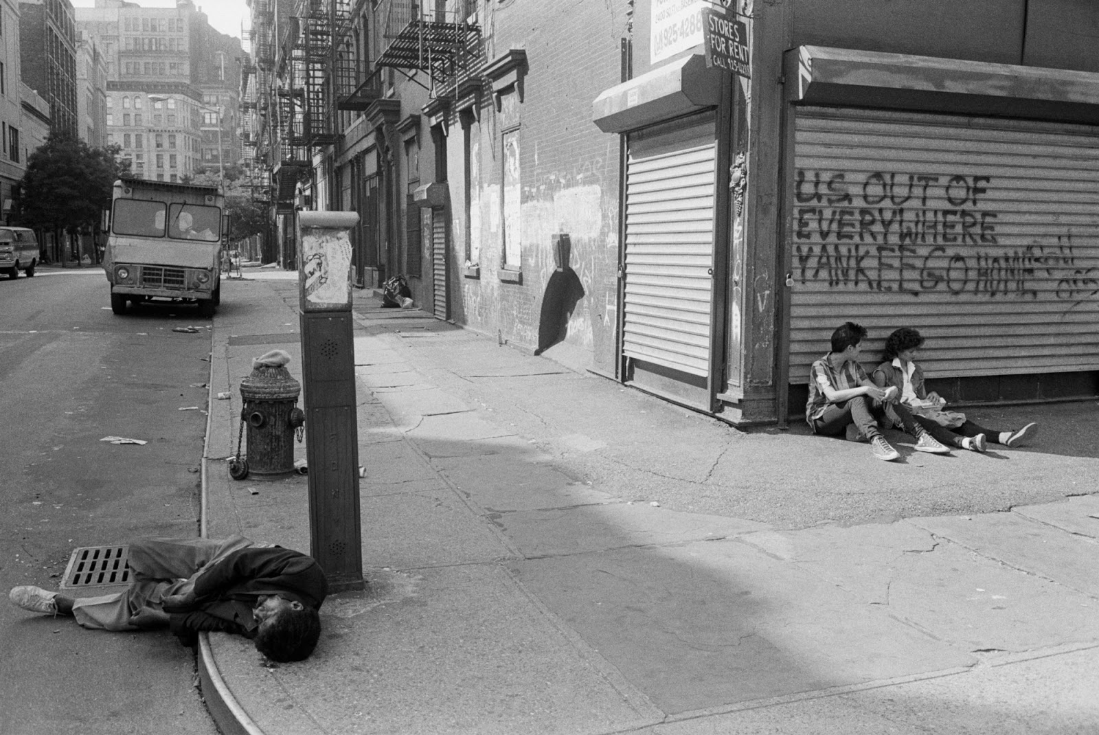 Striking Black and White Photographs of New York City’s ‘Mean Streets