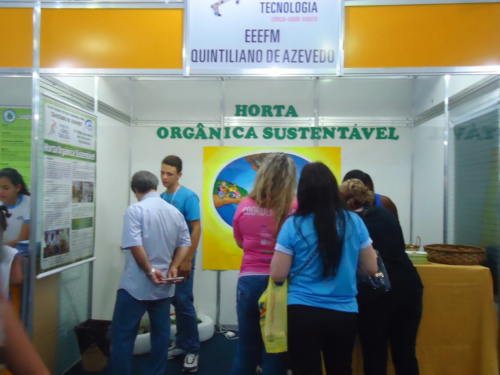 Escola Estadual de Ensino Fundamental e Médio "Quintiliano de Azevedo"