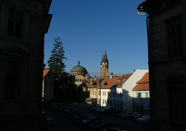 Blick aus dem Hotelzimmer - Blick auf die Orthodoxe Kathedrale, Sibiu Blick aus dem Hotelzimmer - Blick auf die Orthodoxe Kathedrale, Sibiu