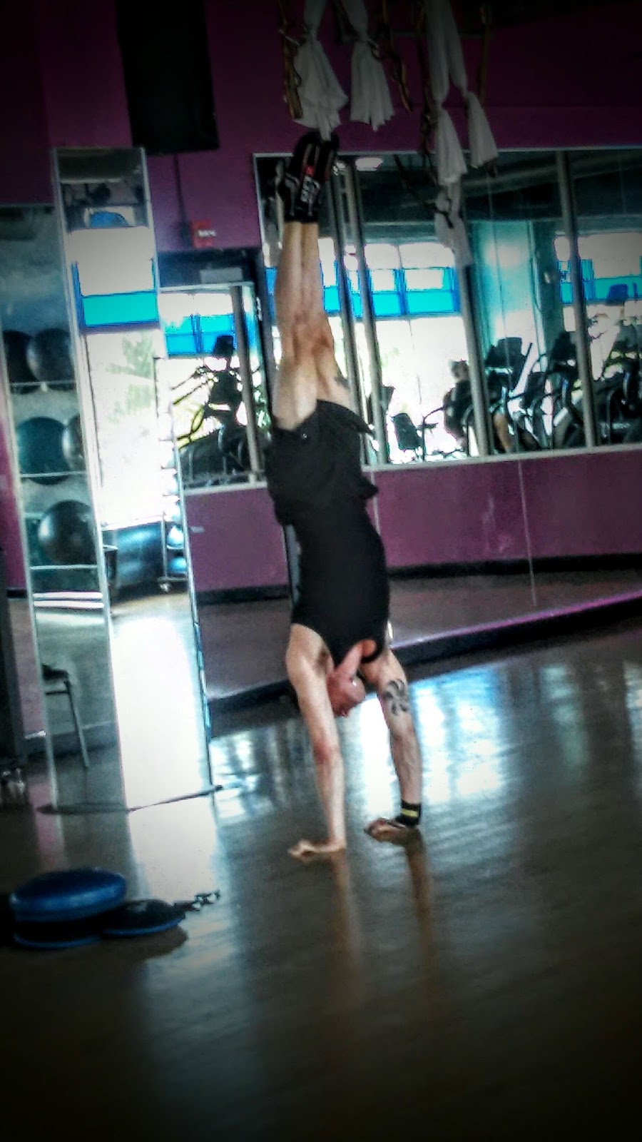 Crunch Fitness South Beach Rocks The Miami Mirror Trainer Lorenzo The Great