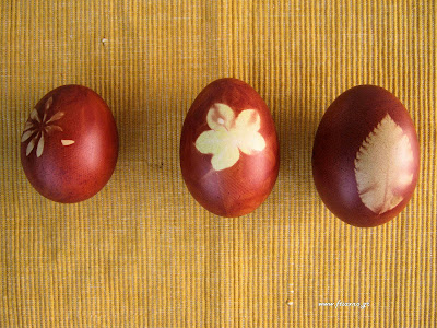 φυσική βαφή κόκκινων αυγών