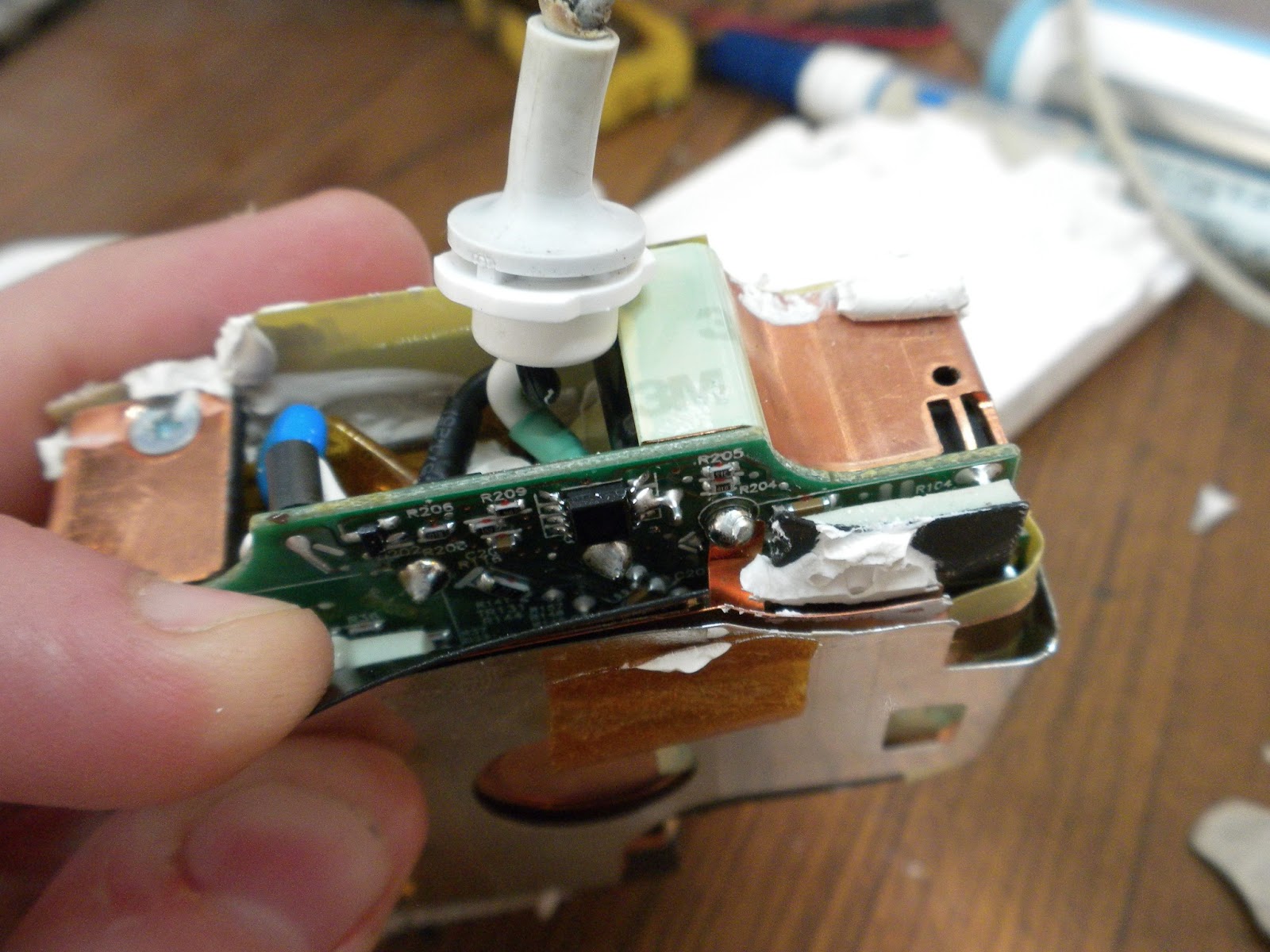 Warranty Void: Repairing a charred/burned/broken cable on an Apple