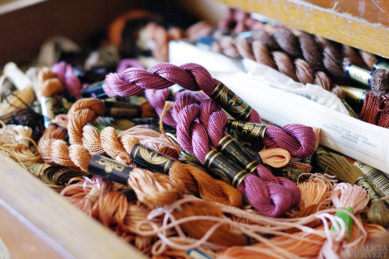 Brown and purple embroidery floss, photo by Alicia Sivertsson.