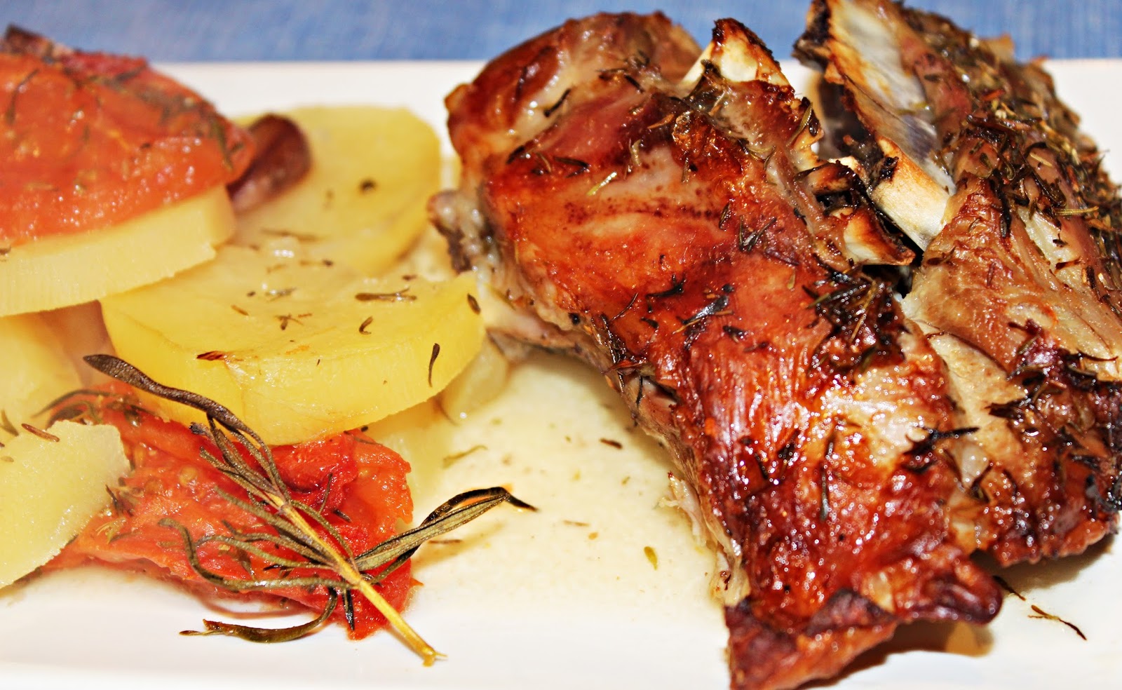 PALETILLA DE CORDERO AL HORNO: TIERNA Y DELICIOSA