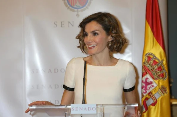 Queen Letizia of Spain attends the 'Luis Carandell' Journalism Award Ceremony at the Palacio del Senado