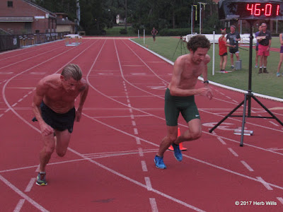 Charlie Johnson and Matt McCurdy start the 25th lap of the 2017 Devil-Take-The-Hindmost Race Charlie Johnson, Matt McCurdy