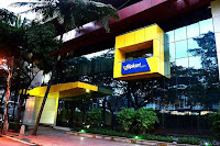 Amazon claims ahead of Flipkart this Festivals Amazon claims ahead of Flipkart this Festivals