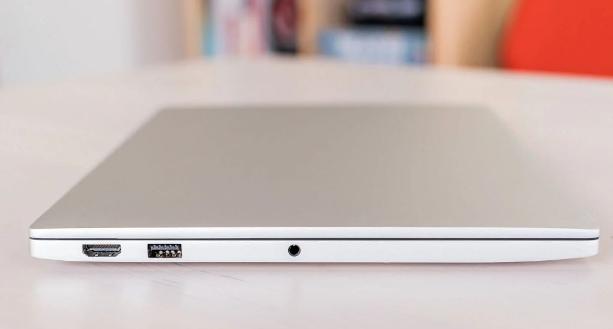  Berikut ini review dan juga spesifikasi lengkap Laptop atau Notebook Xiaomi Mi Air  Review dan Spesifikasi Notebook Xiaomi Mi Air 13 Kaby Lake Prosesor
