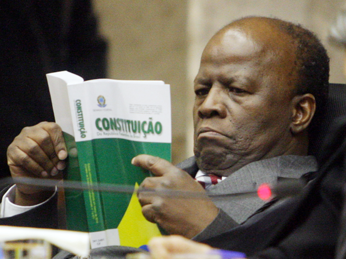 BOCKA DE FOGO Joaquim Barbosa ASSUMES