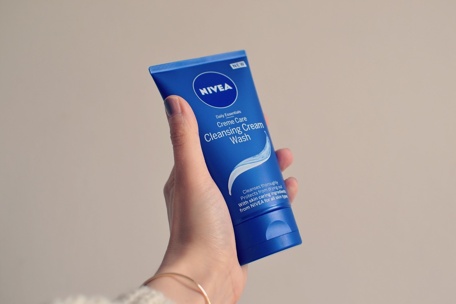 nivea creme cleanser