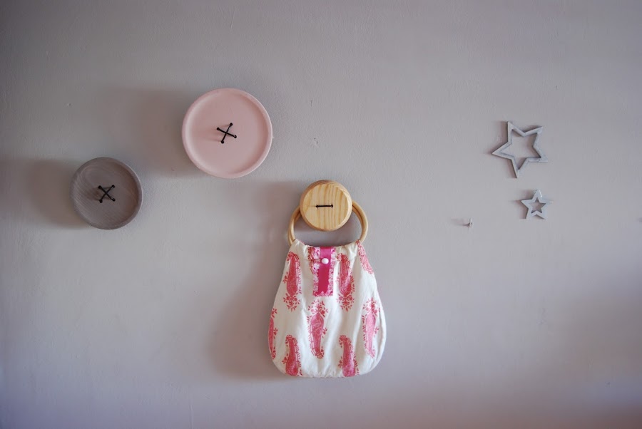 tutorial perchero botón madera gigante