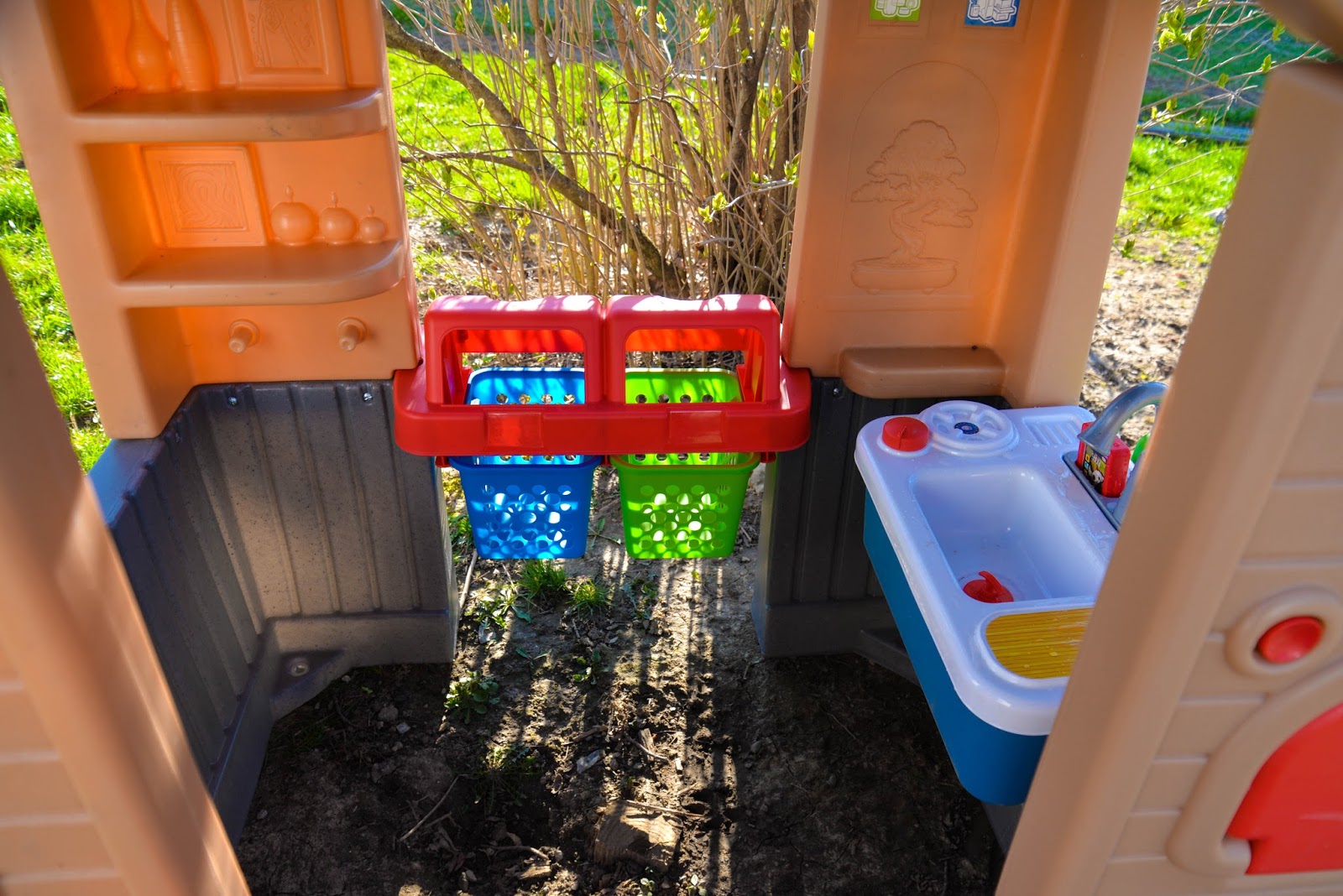 Little Tike's GoGreen Playhouse the first playhouse that is Eco