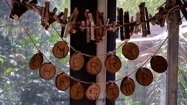 Eclectic Red Barn:Wooden garland and Merry Christmas sign