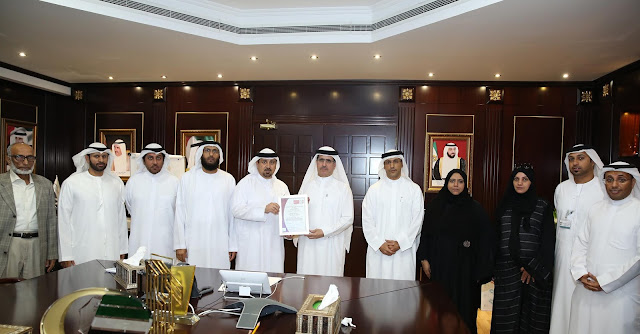 DEWA receives ISO 10004:2012 certificate for customer satisfaction DEWA receives ISO 10004:2012 certificate for customer satisfaction