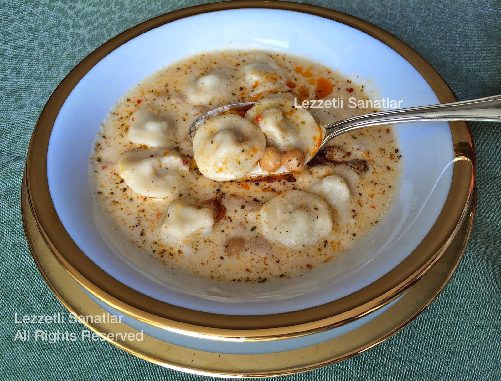 Lezzetli Sanatlar ŞİŞ BÖREK ÇORBASI