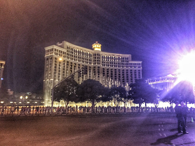 Bellagio fountain during the run