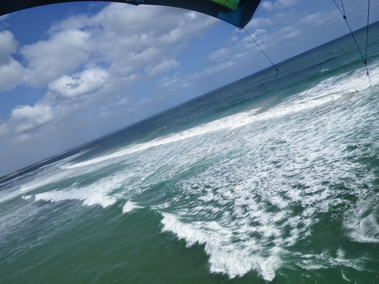 Peter's kitesurfing blog Kitesurfing big waves at Inverloch main beach