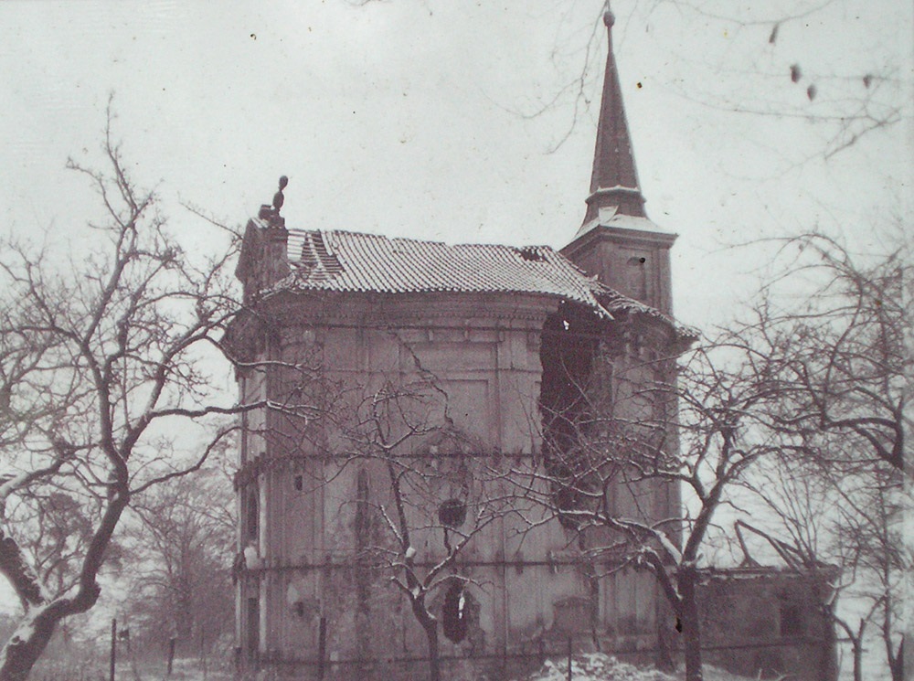 Poutní kaple svaté Maří Magdaleny od Kryštofa Dientzenhofera stav v roce 1968