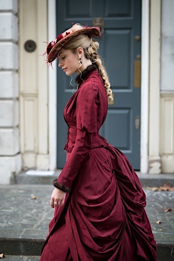 Steampunk Fashion Guide Victorian Walking Dress steampunk-fashion-guide-victorian-walking-dress
