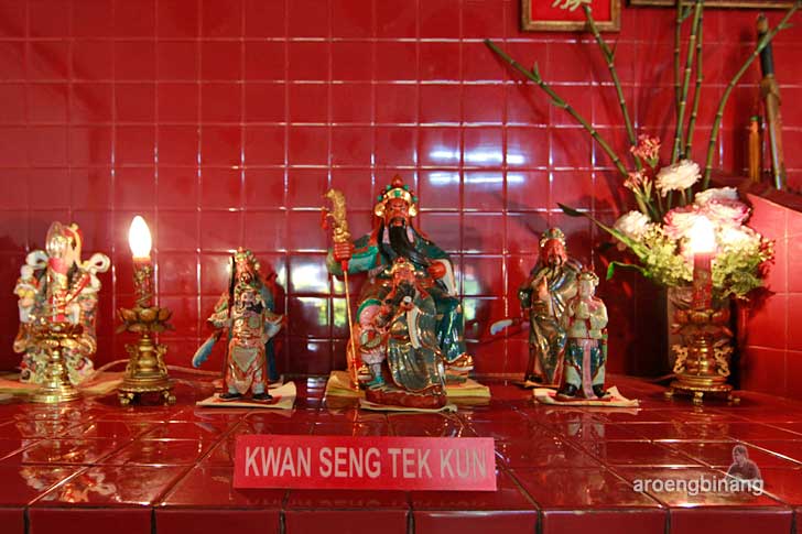 kelenteng pan kho bio pulo geulis bogor