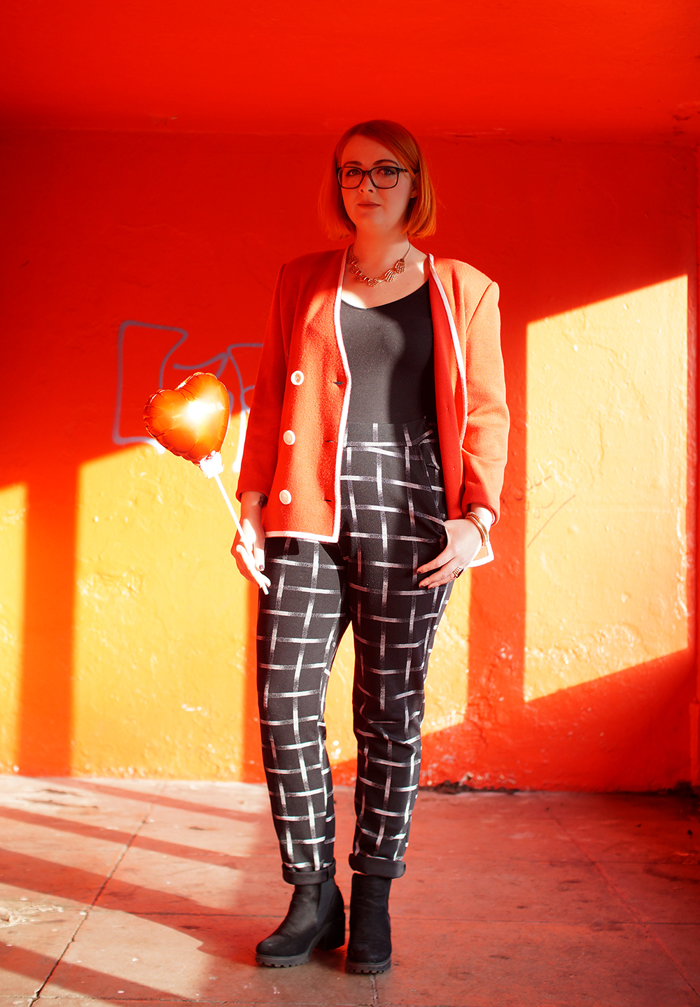 Frankly Ms Shankly, Edinburgh Blogger, red head, charity shop, H &M, New Look, Primark, vintage cardigan, Galentine's Day, red heart balloon, Valentine's style, Galentine's style
