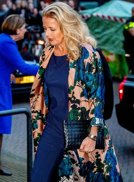 Princess Beatrix and Princess Mabel attended the presentation ceremony of the 6th Prince Friso Engineering Awards. floral coat