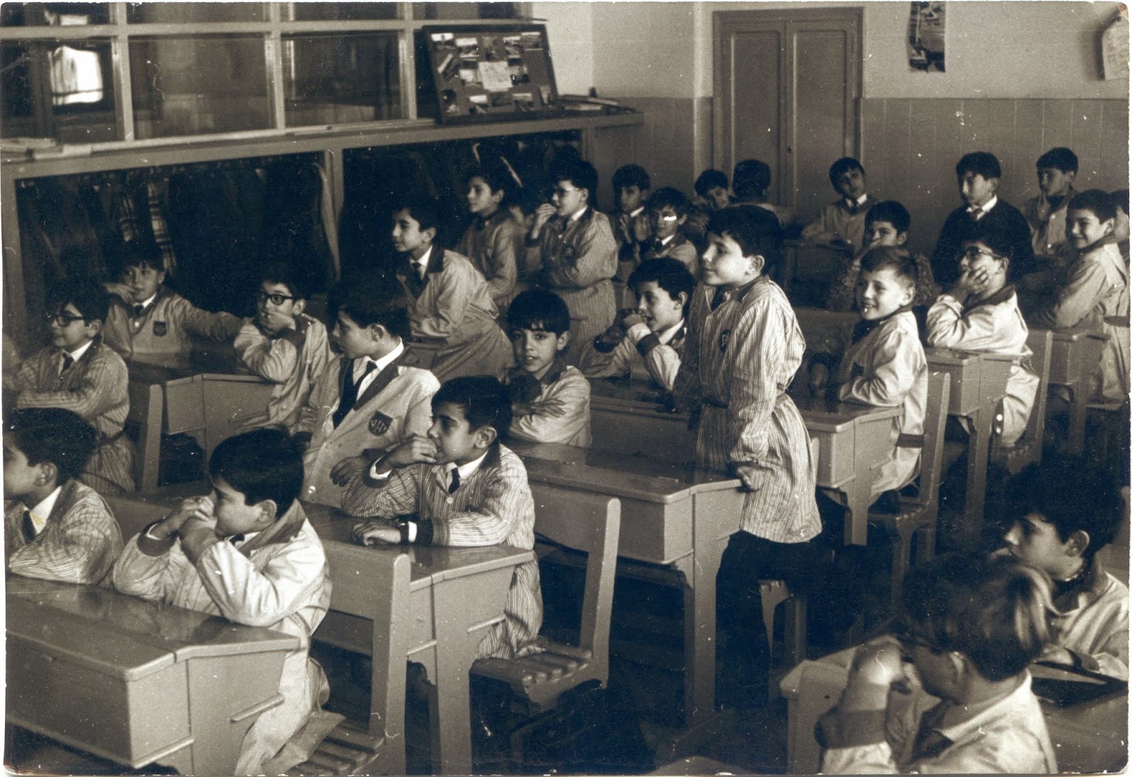 fotografía antigua de España los mundos de Jaimito old Spain ESCUELA VALENCIA fotografía antigua de España los mundos de Jaimito old Spain ESCUELA VALENCIA