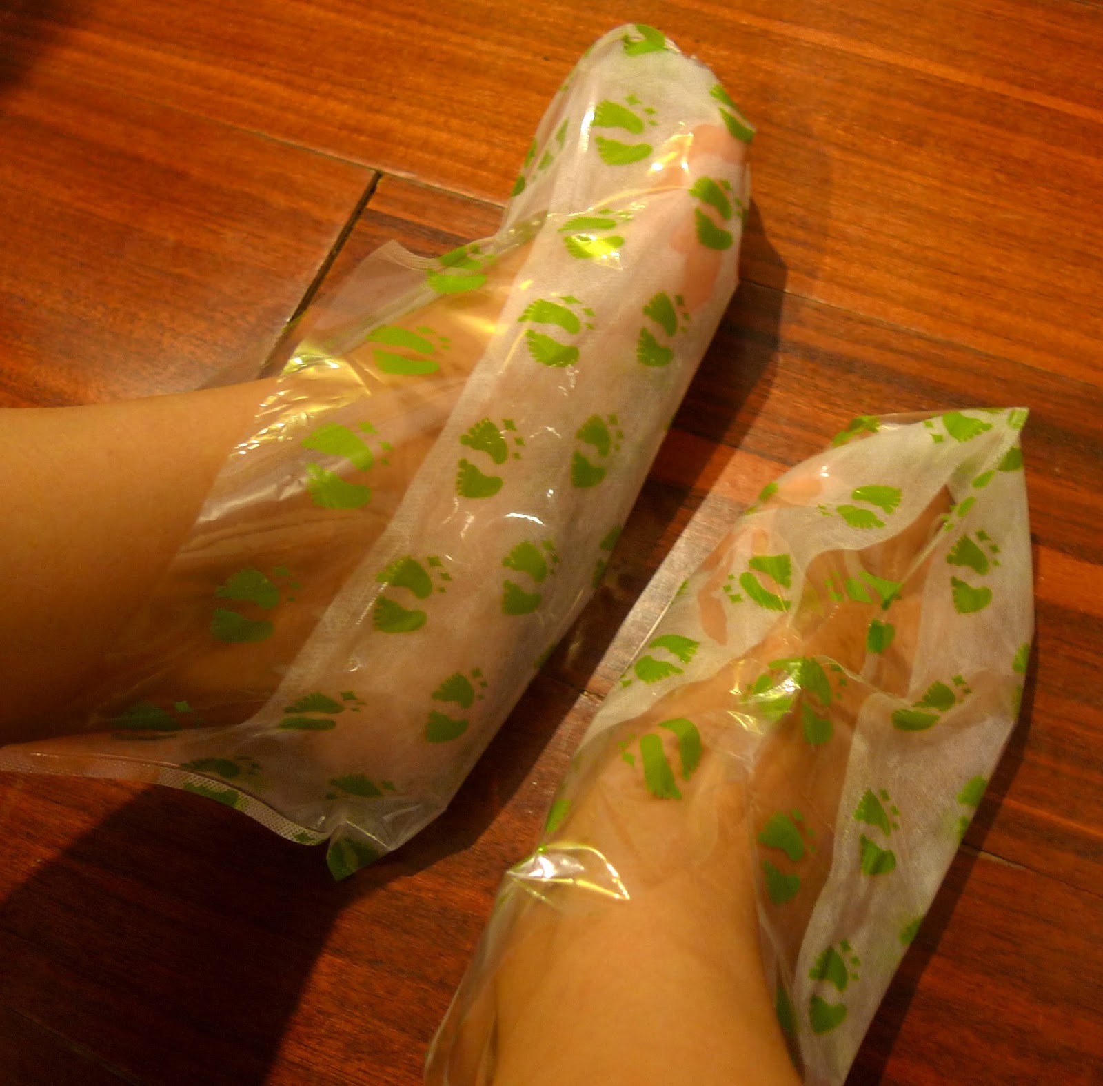 Purederm Exfoliating Foot Mask Review