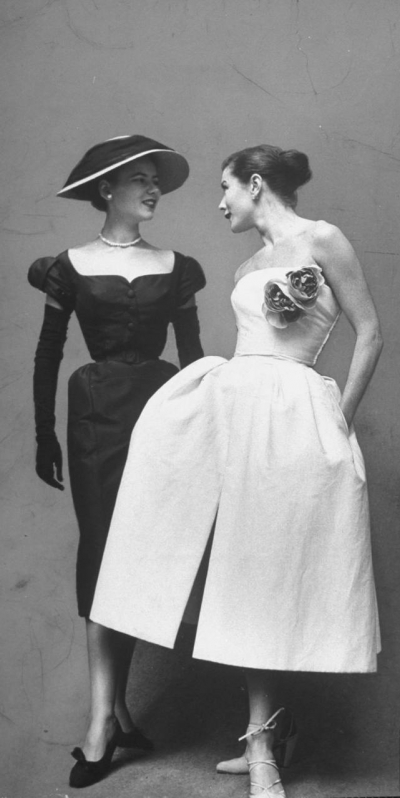 Vintage Picture Book: 1950s New Look by Christian Dior