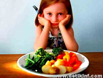 Tips Jitu Agar Anak Suka Makan Sayur