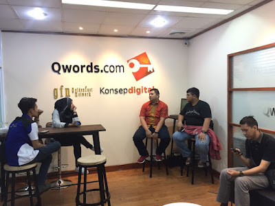 Syukuran Pindahan Kantor Cabang Bandung, Qwords.com Beri Diskon Hingga 40%