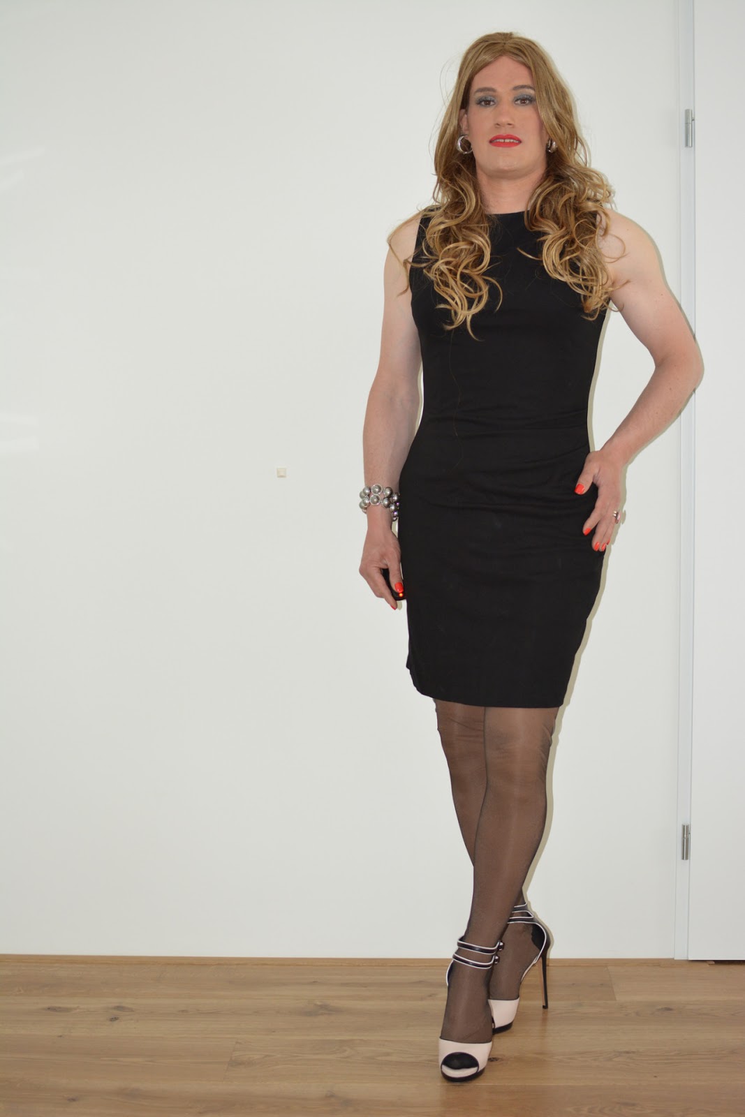 WORLD OF CROSSDRESSING Men in Drag Gallery 7