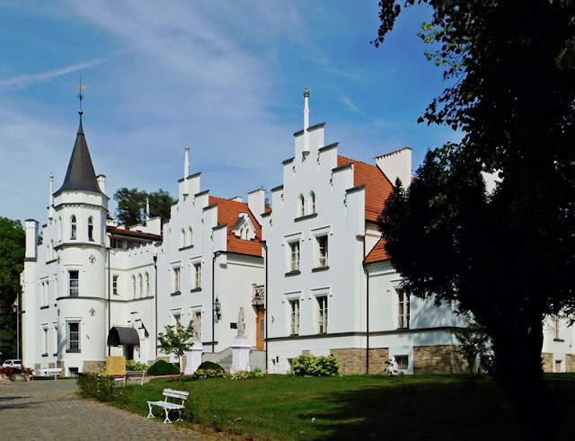 pałac w Sulisławiu opolski, pałac, park, zabytek