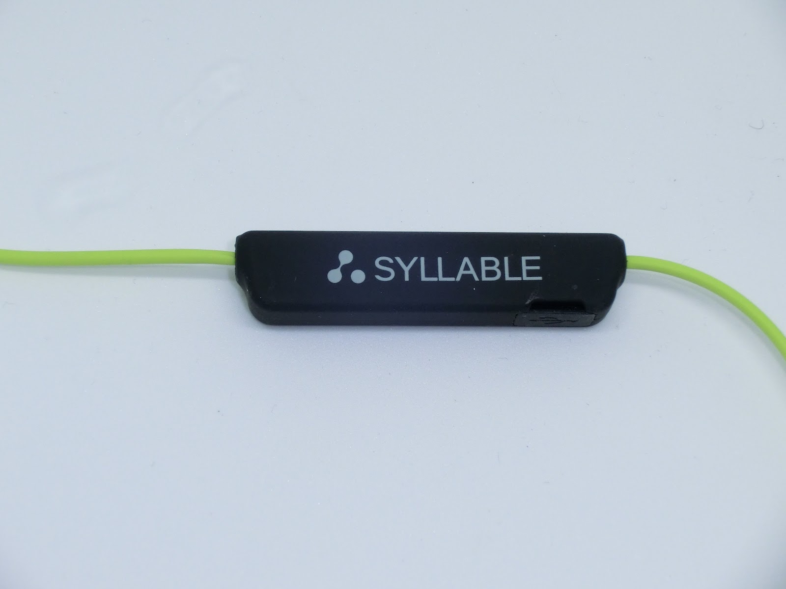 [REVIEW] Syllable D700-2017 (Auriculares depotivos Bluetooth)