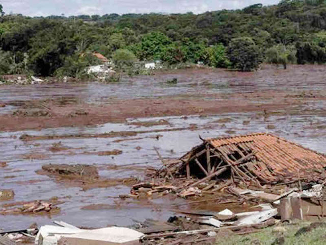 200 Missing After Mining Dam Collapses in Minas Gerais, Brazil 200 Missing After Mining Dam Collapses in Minas Gerais, Brazil