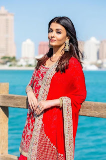Actress Aishwarya Rai Cute HD Photoshoot In Red Dress Actress Aishwarya Rai Cute HD Photoshoot In Red Dress