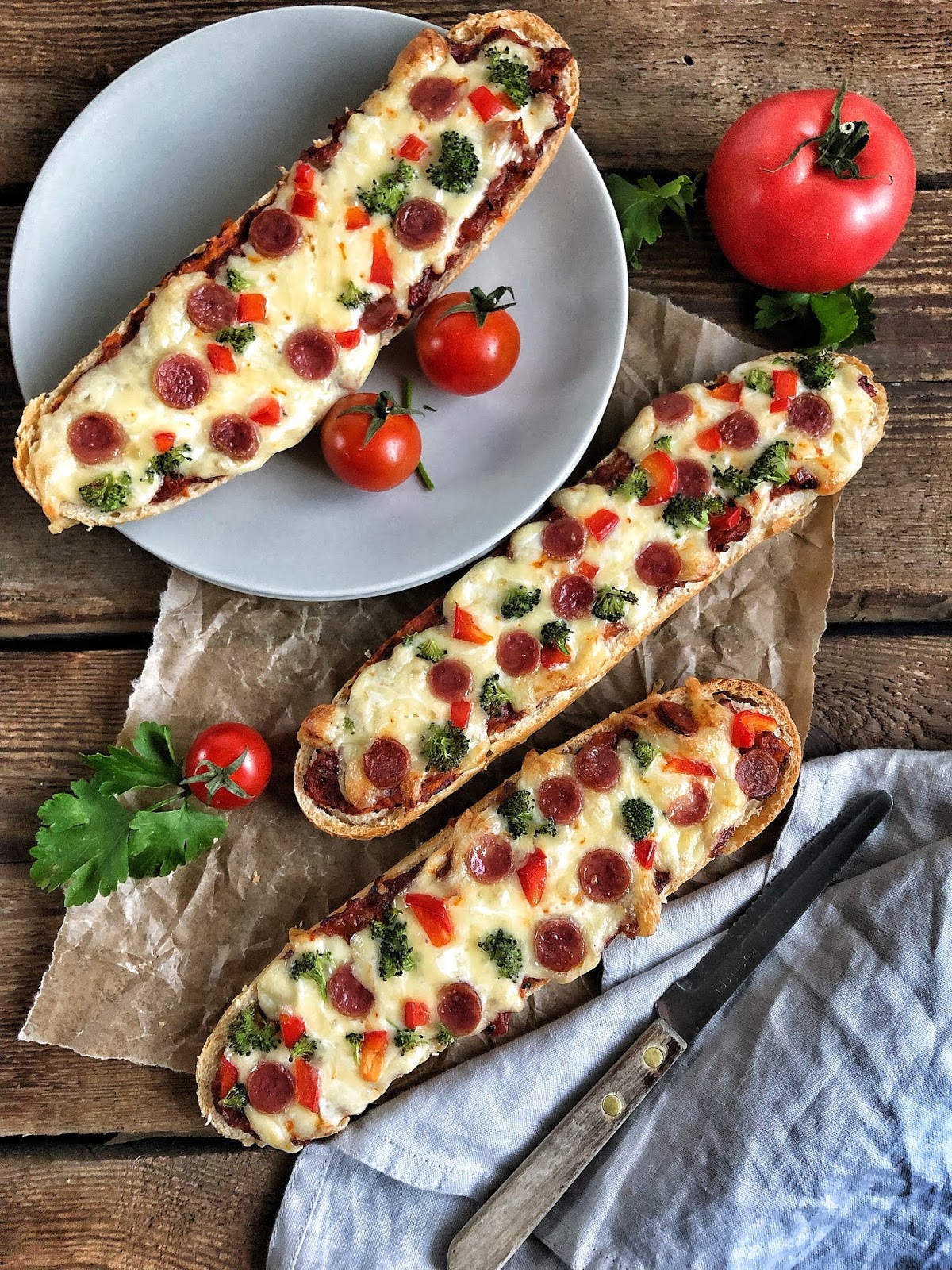 Zapiekane bagietki z salami • Pysznie czy przepysznie