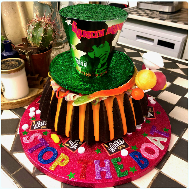 Cake Lyrics She S A Cake Lyrics She S A