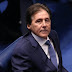 Após desmaio, presidente do senado continua na UTI