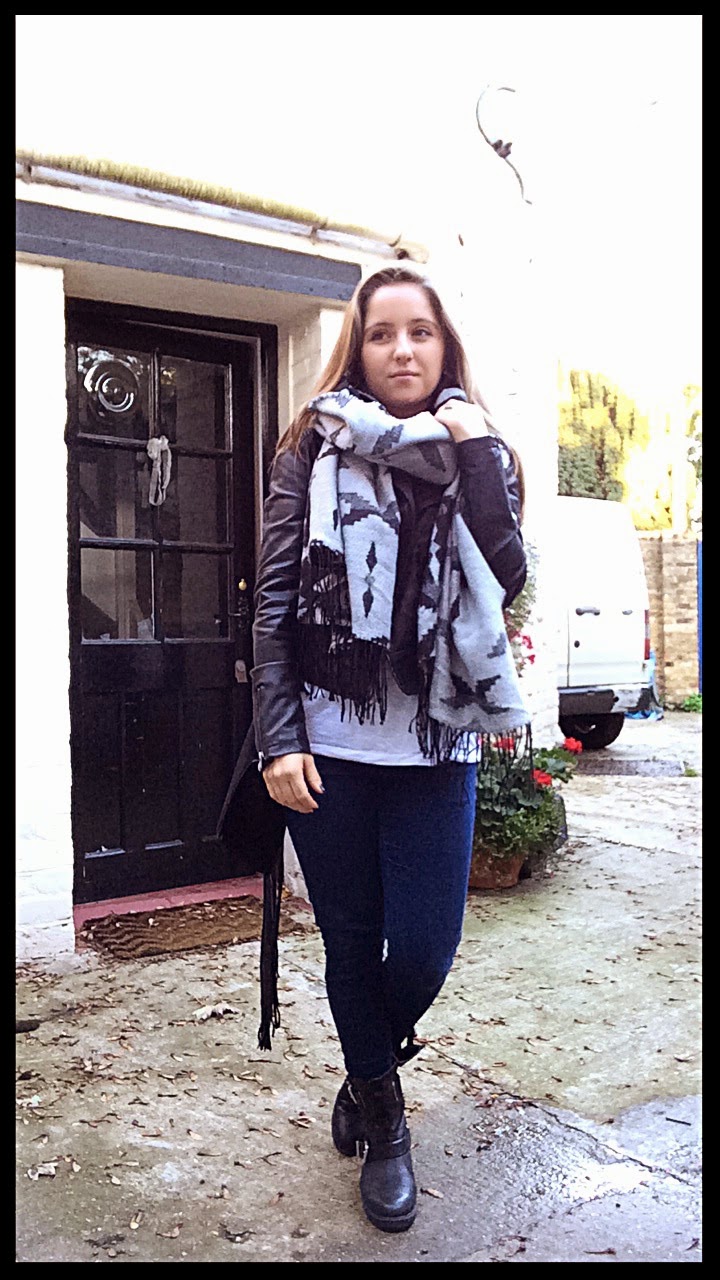 Holly Peplow Wrap Up Warm.